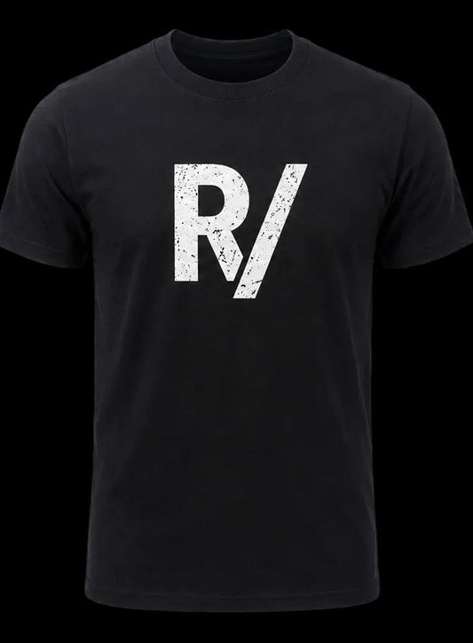 I’m not old. Tee - Black